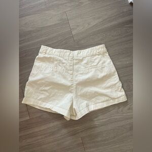 Double zero cream mini cream shorts